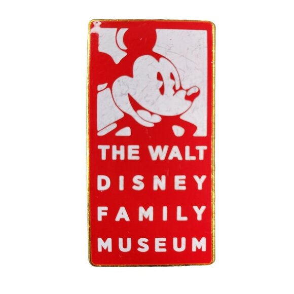 Disney Mickey Mouse Trading Pin Family Museum Lapel Pin Badge Brooch Accessories - Picture 1 of 6